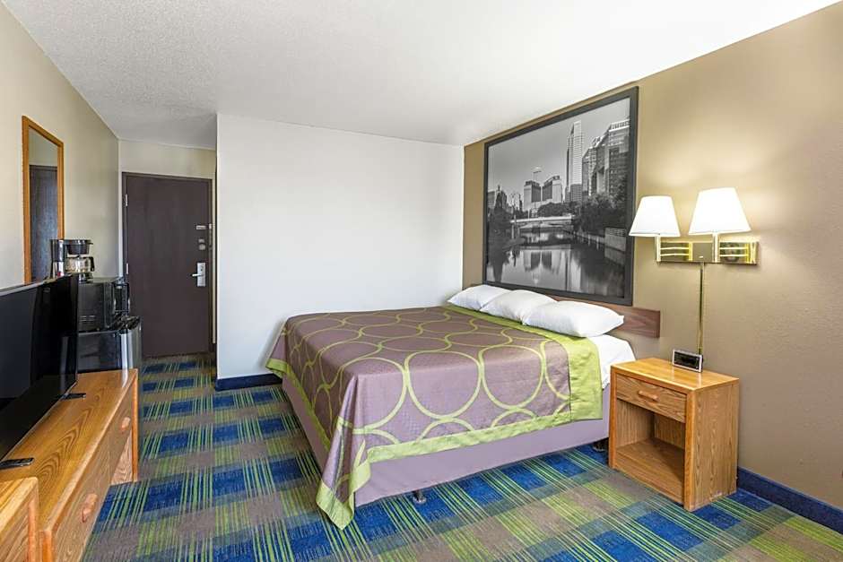 Super 8 by Wyndham Columbus