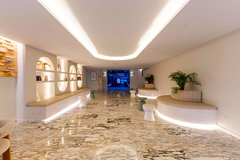Suites ROC Portonova - Newly Renovated 2026