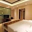 GreenTree Inn Zhenjiang Jurong Yalong Business Hotel