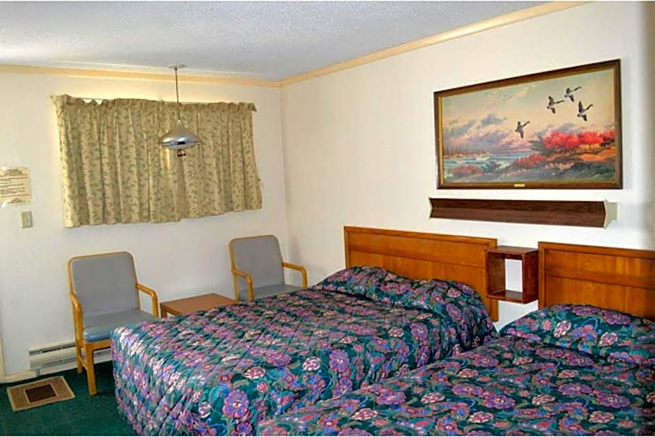 Capri Motel By OYO Elwood, Wathena