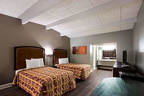 Double Room with Two Double Beds - Smoking