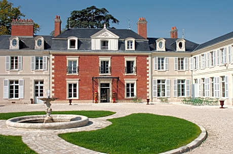 Hotel & Spa du Domaine des Thomeaux, The Originals Relais (Relais du Silence)