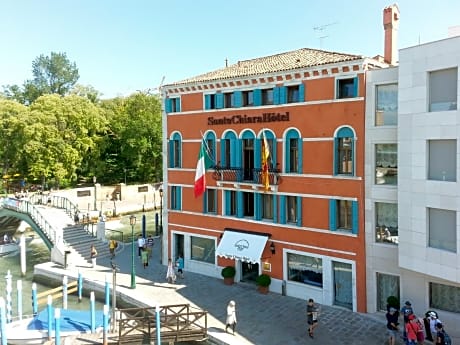 Hotel Santa Chiara