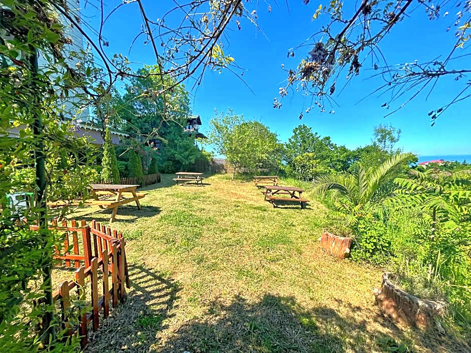 LUSTRA GARDEN SUİTE