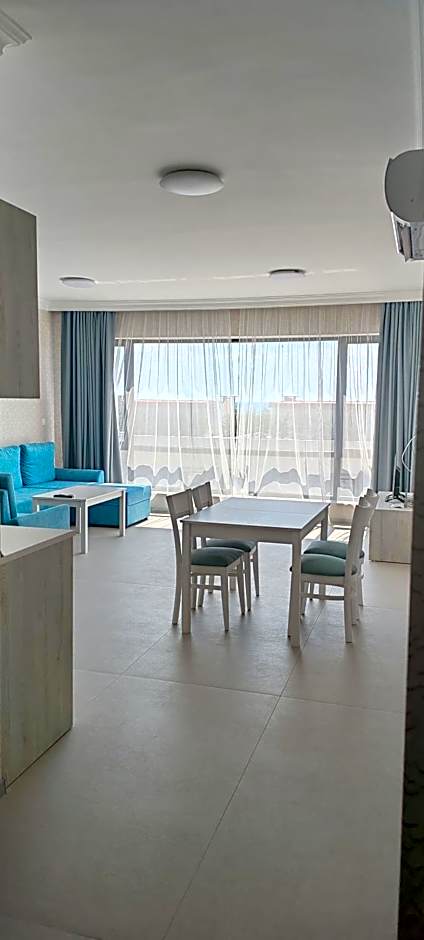 Sea Point La Mer