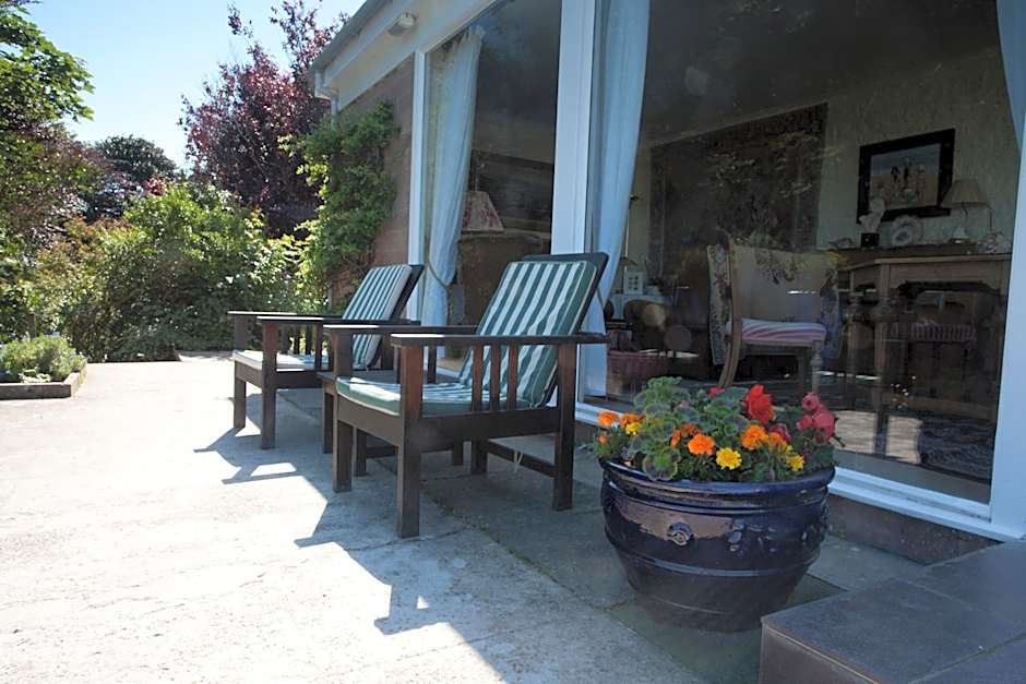 Sunny Brae Bed & Breakfast