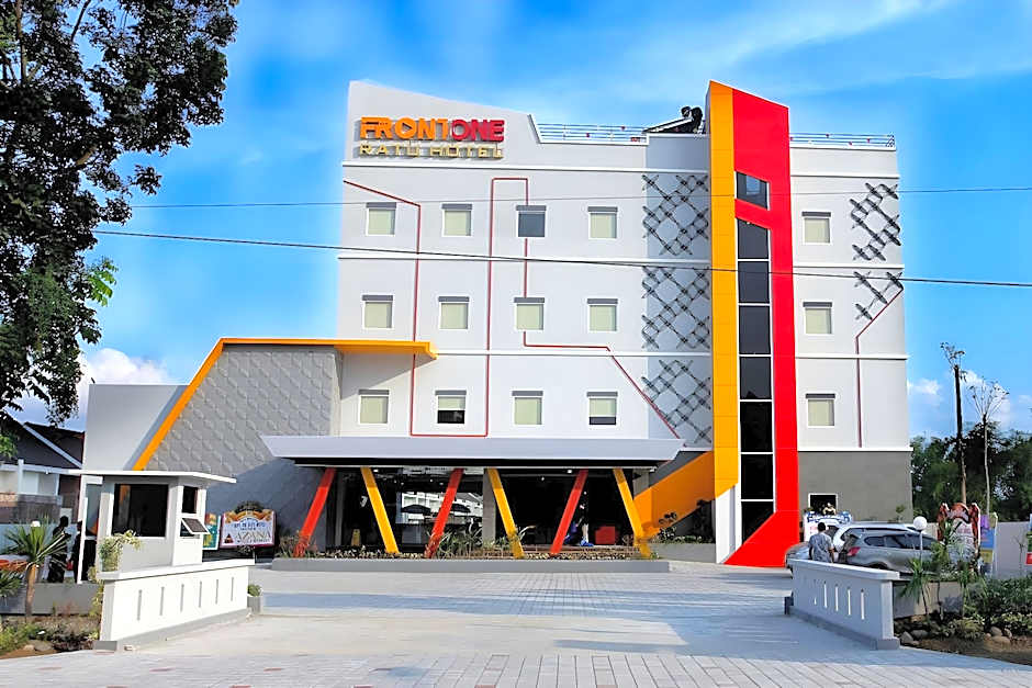 Front One Hotel Nganjuk