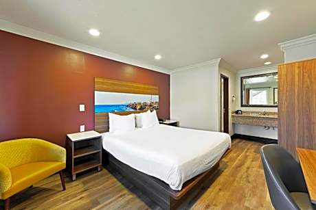 King Room - Non-Smoking