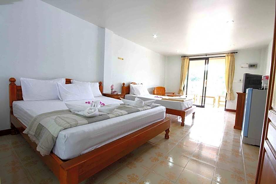 Lotus Friendly Hotel