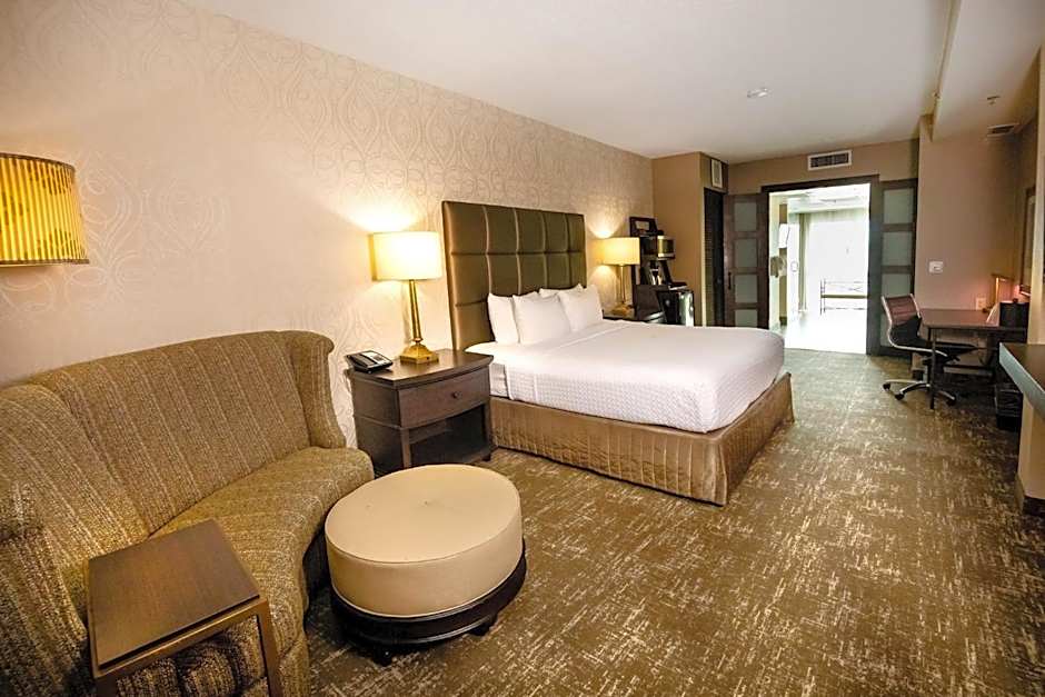 Crowne Plaza Charleston By IHG