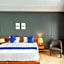 Phuket La Siesta, Naiharn Beach