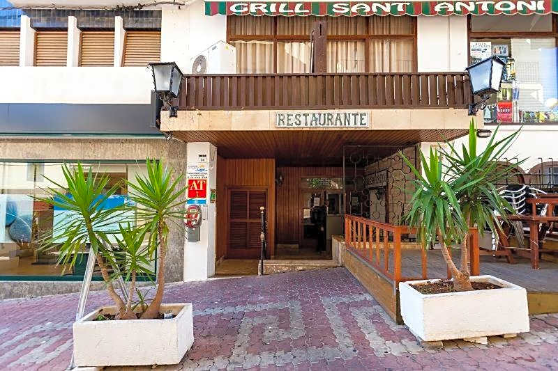 Apartamentos Tramuntana