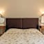 Nami Hotel & Suites