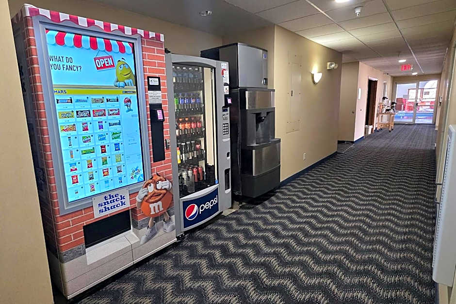 Quality Inn & Suites Eldridge Davenport North