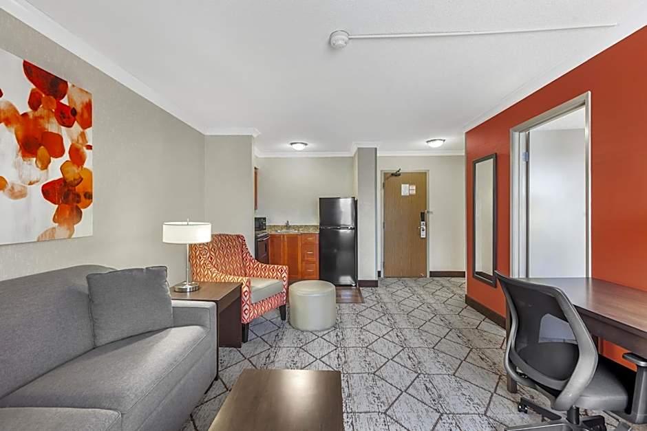 Best Western Plus Rose City Suites