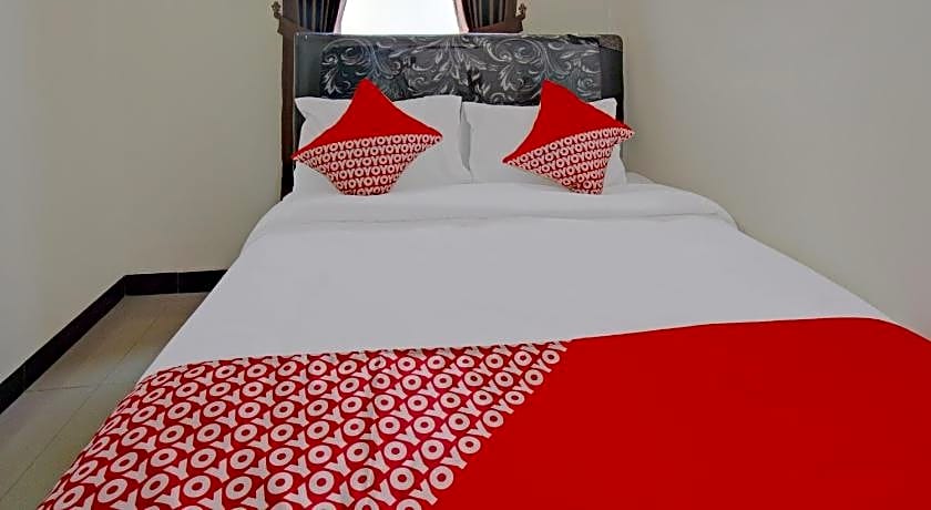 OYO 2753 Irma's Residence