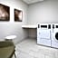 DoubleTree by Hilton Hotel Detroit - Novi
