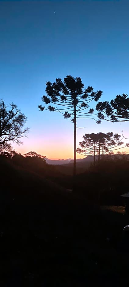 Sunset Serrano Chalés