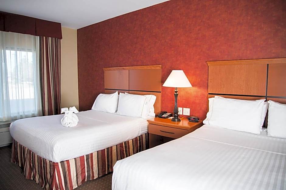 Holiday Inn Express Hotel & Suites Loveland By IHG