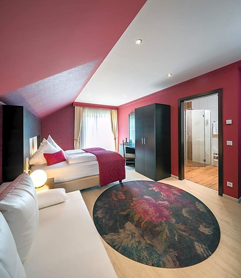 Kristallhotel Fettehenne