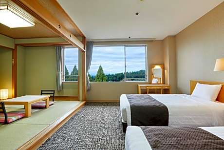 Japanese-Western style Room (With Private Bath)