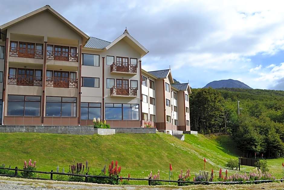 Altos Ushuaia Hotel & Resto