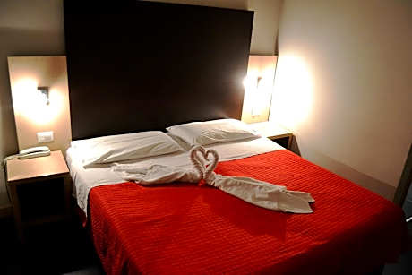 Double or Twin Room - Disability Access