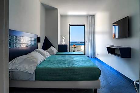 Superior Triple Room with Sea View