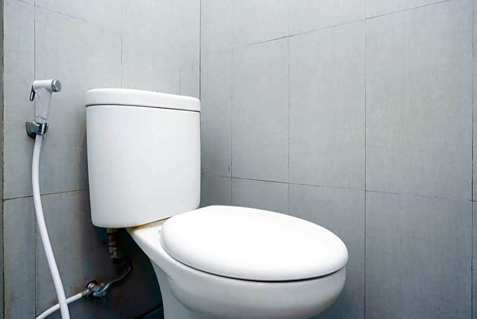 RedDoorz near XT Square 4