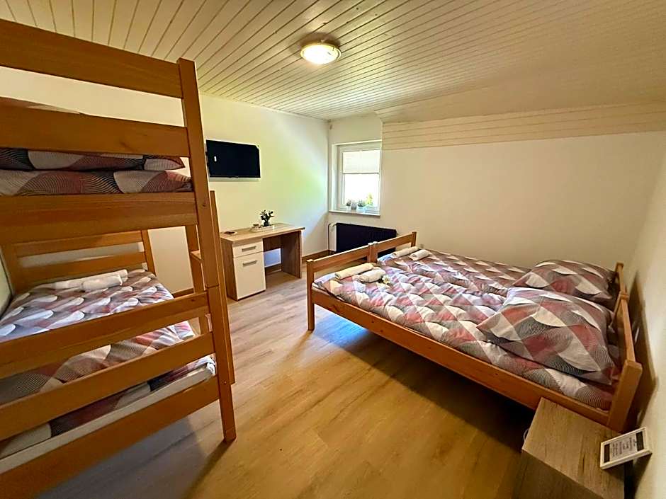 Bed & Breakfast LakeBled House