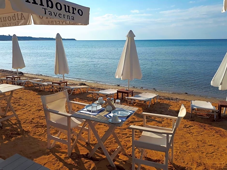 Albouro Seafront Apartments