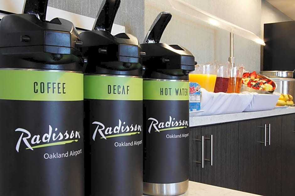 Radisson Hotel Oakland Airport