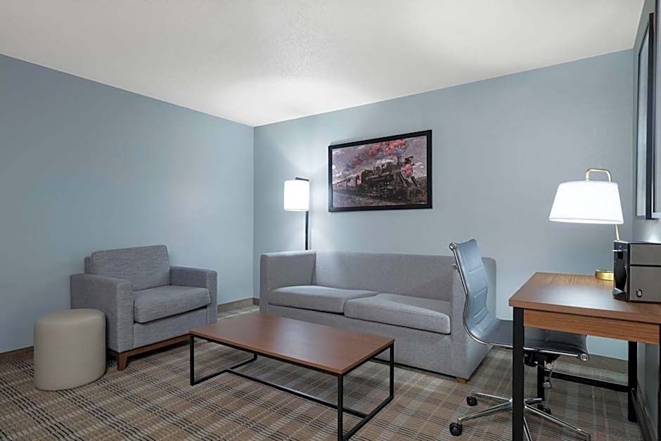 AmericInn by Wyndham Baldwin