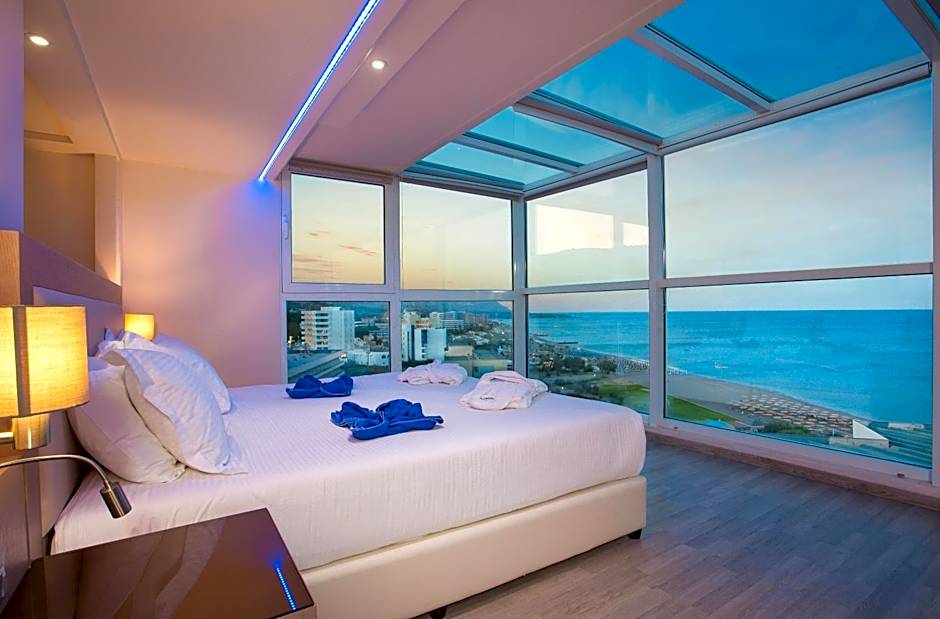 Pegasos Deluxe Beach Hotel