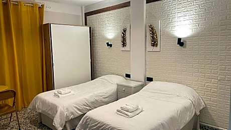 Twin Room with Balcony
