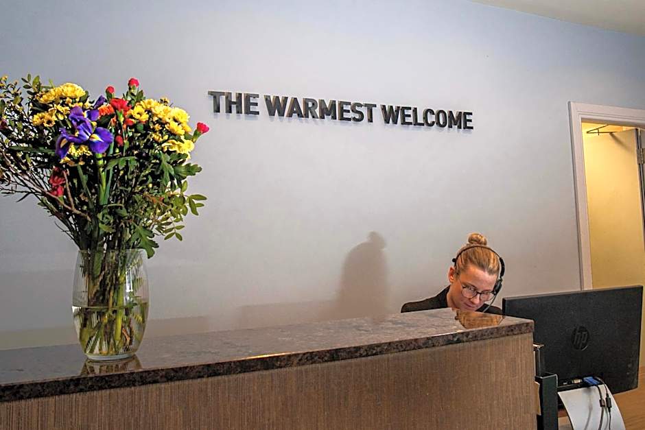 The Enniskillen Hotel and Motel