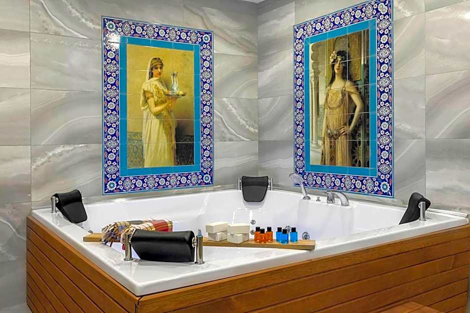 LAGUN CASTLE HOTEL&SPA