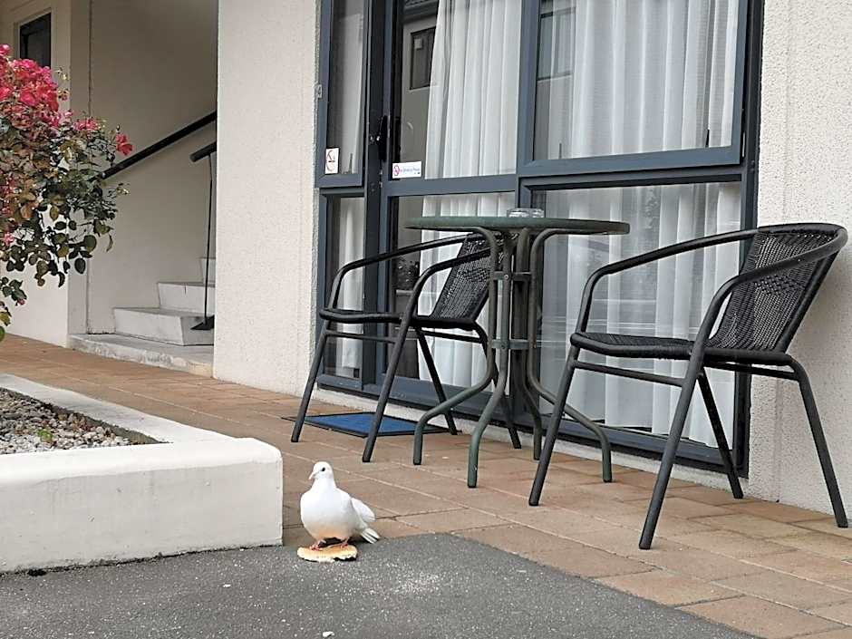 Annabelle Court Motel