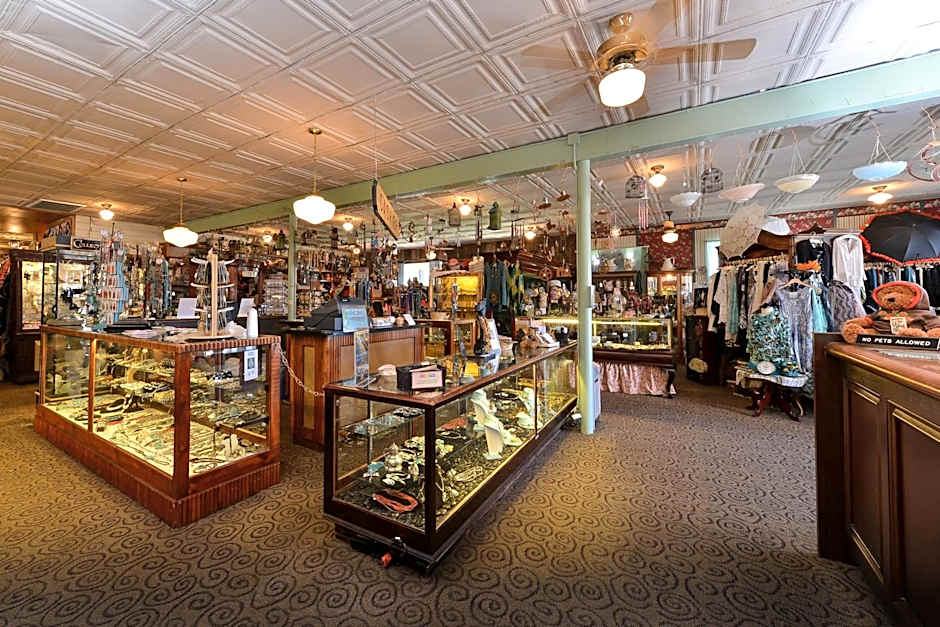 Buffalo Bill Cabin Village