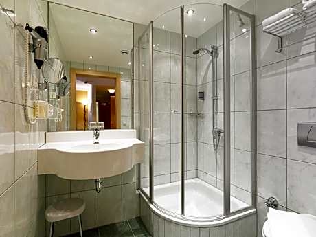Two-Bedroom Apartment with Terrace