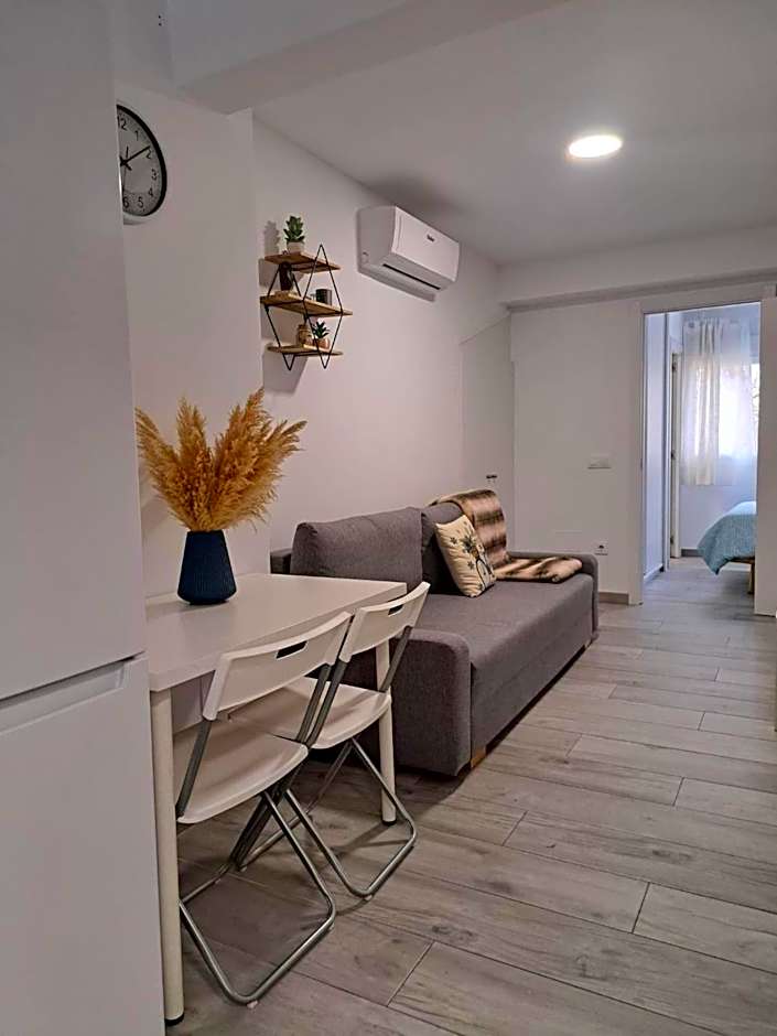 Charming Apartment up to 4 persons 3 min to Metro