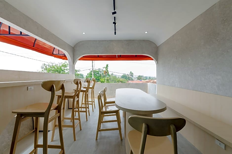 RedDoorz Plus Syariah near Mall Boemi Kedaton Lampung