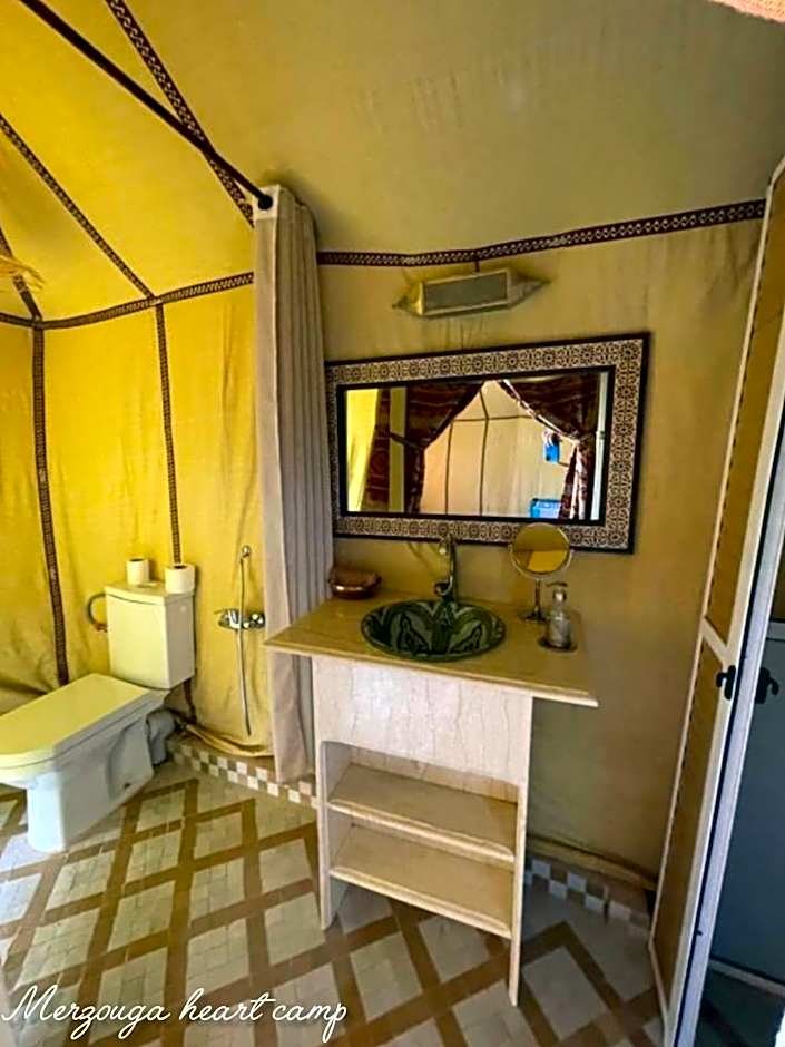 Merzouga heart camp