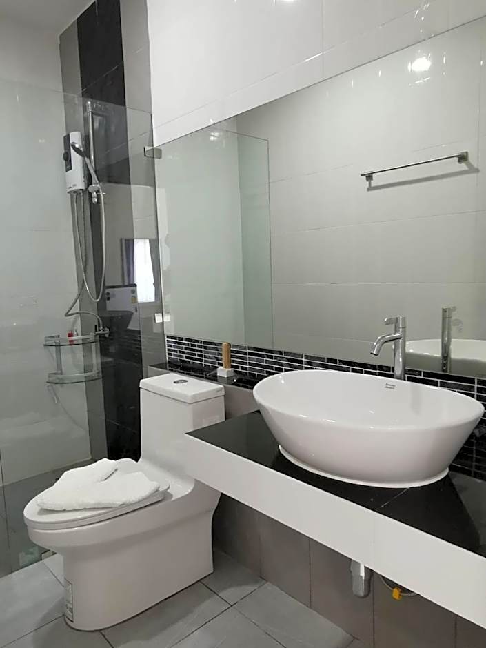 NST Boutique เอ็นเอสทีบูทีค