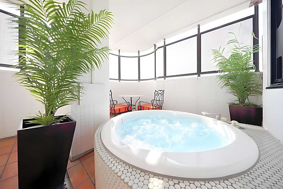 Hotel Fine Garden Gifu - Free Parking