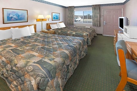 2 Queen Beds Non-Smoking