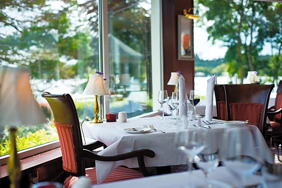 The Lodge @ Harvey's Point