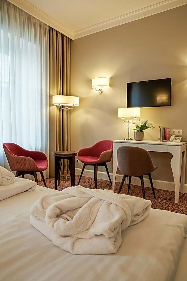 Ratonda Centrum Hotels
