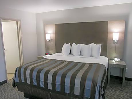 King Room - Mobility Access/Non-Smoking