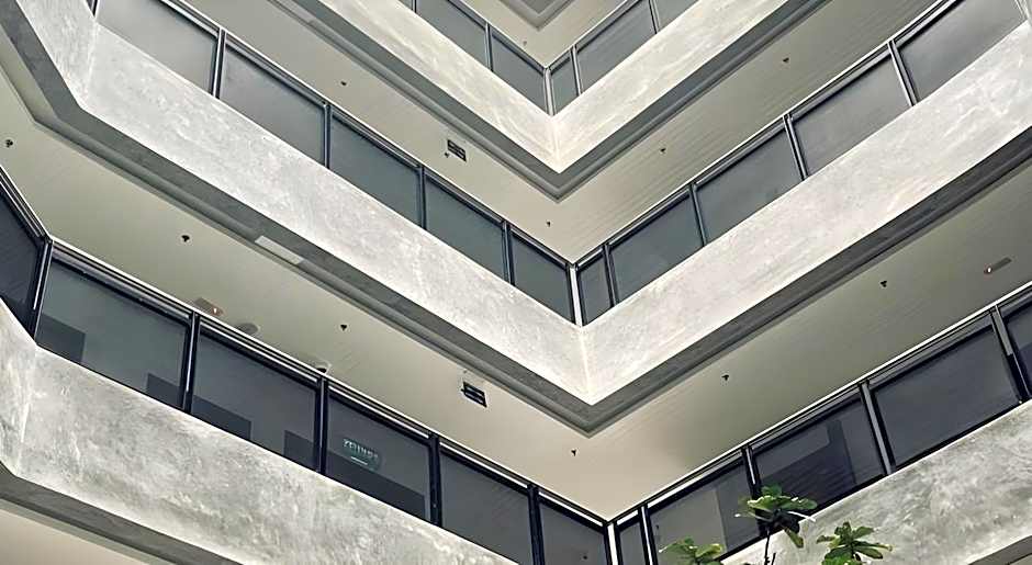 Win Hotel